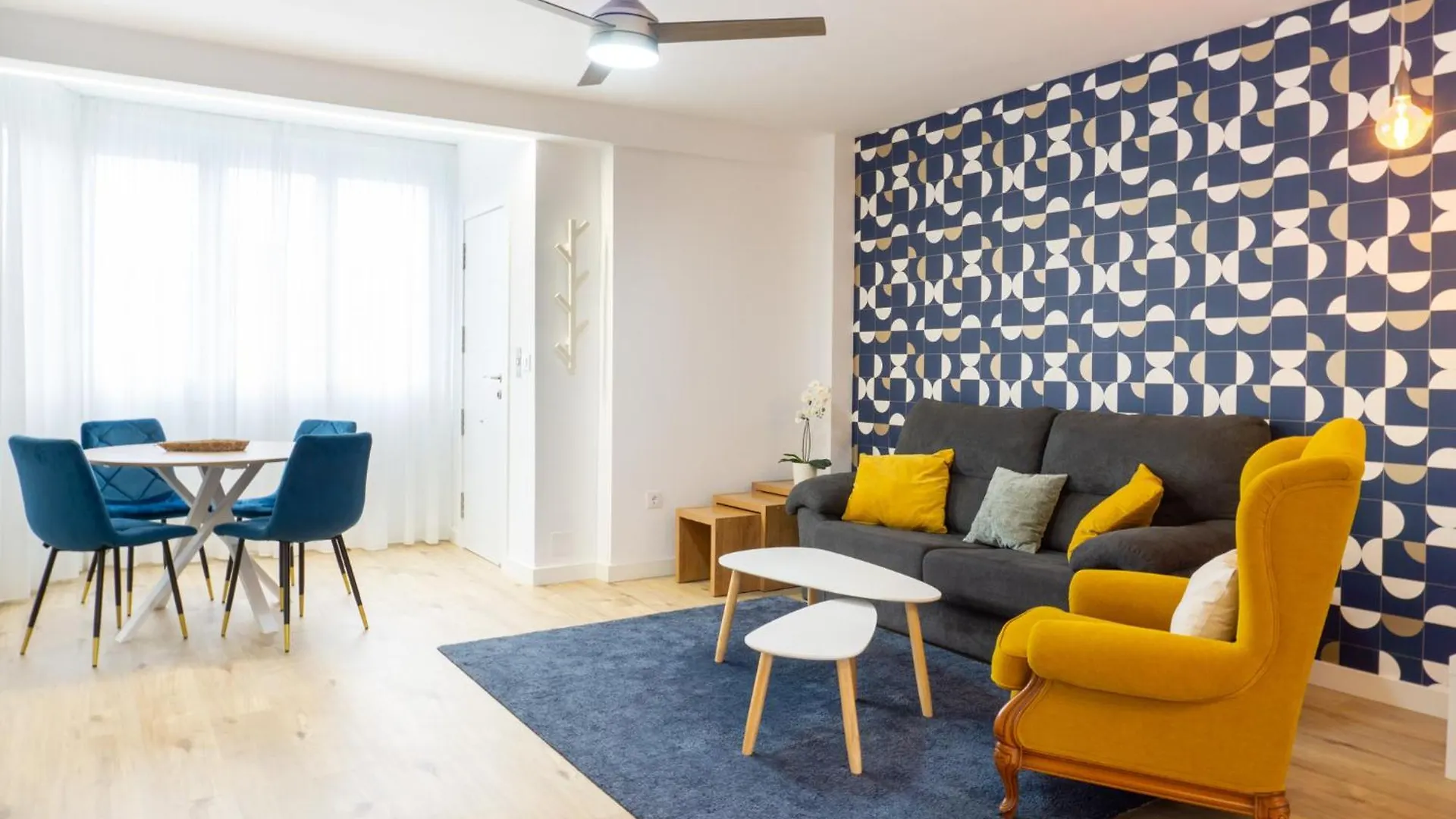 Luxury Apartment Τορρεμολίνος