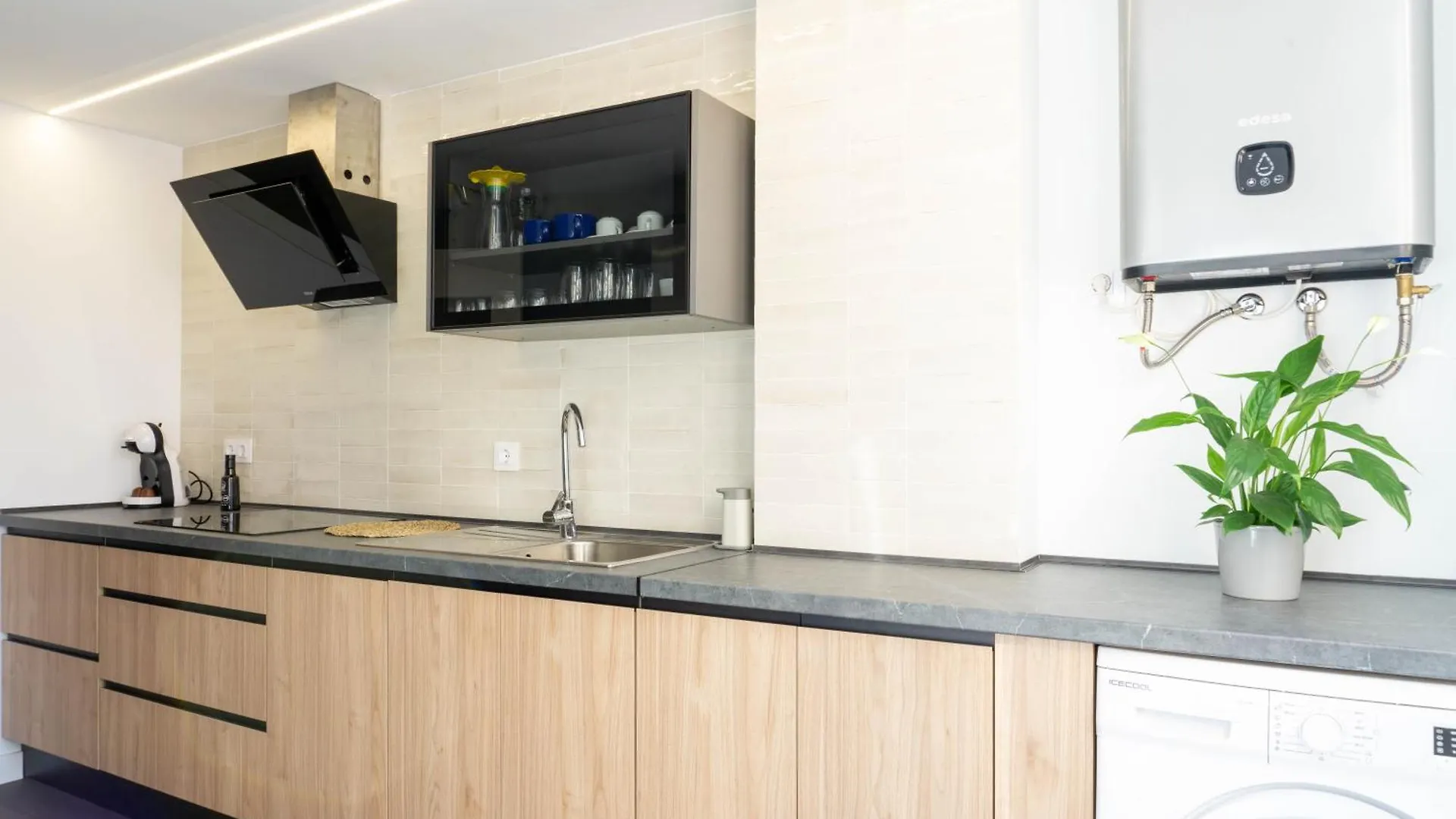 Luxury Apartment Τορρεμολίνος